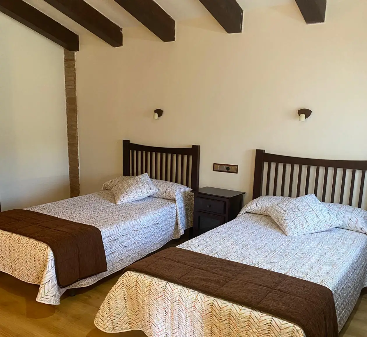 casa_rural_los_truferos_home1